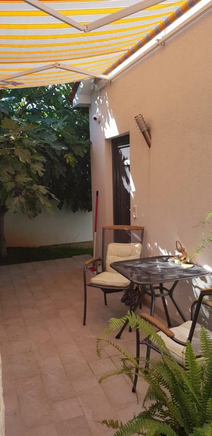 Apartmani Val Pula Exterior photo